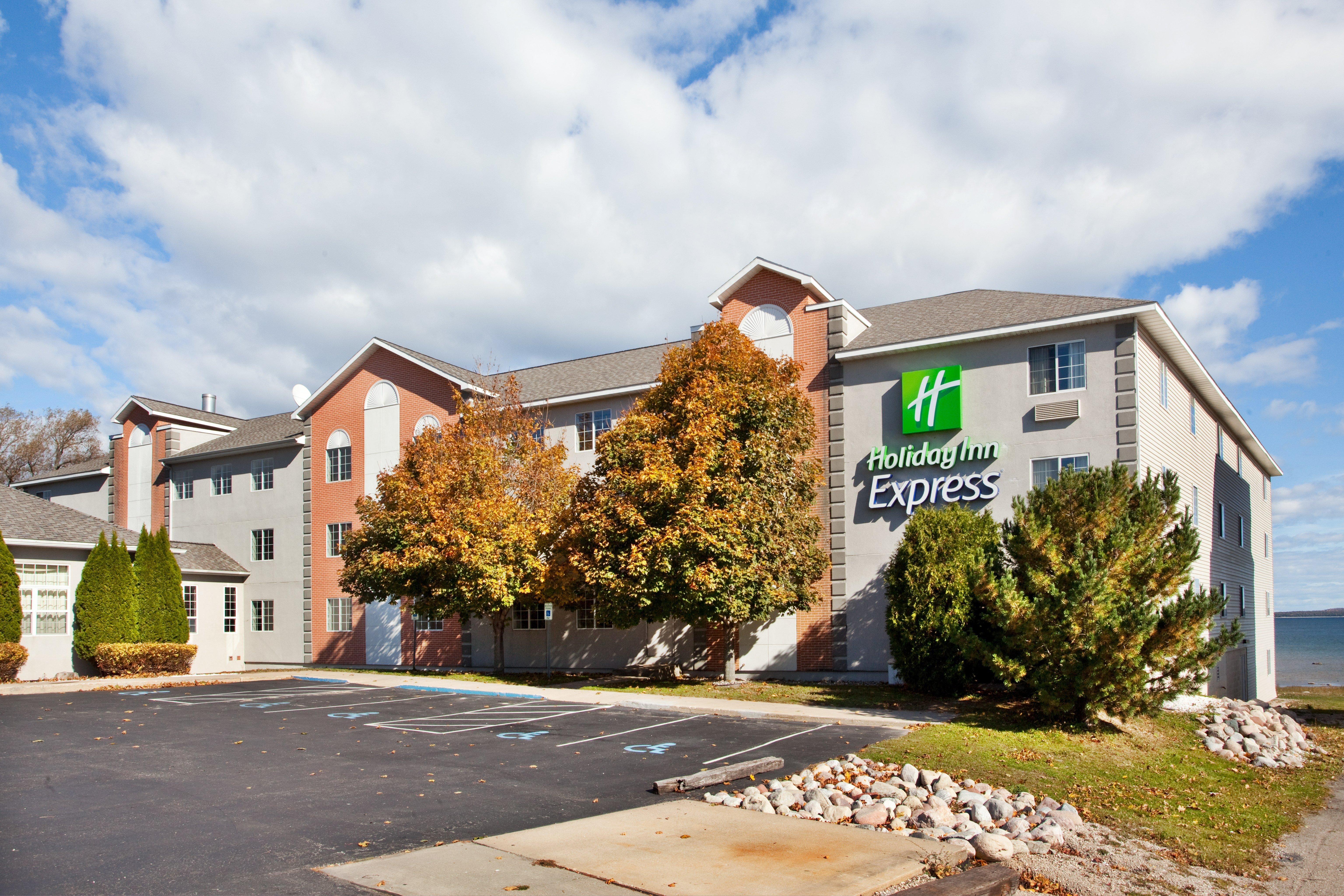 Holiday Inn Express St Ignace-Lake Central By Ihg Saint Ignace Εξωτερικό φωτογραφία