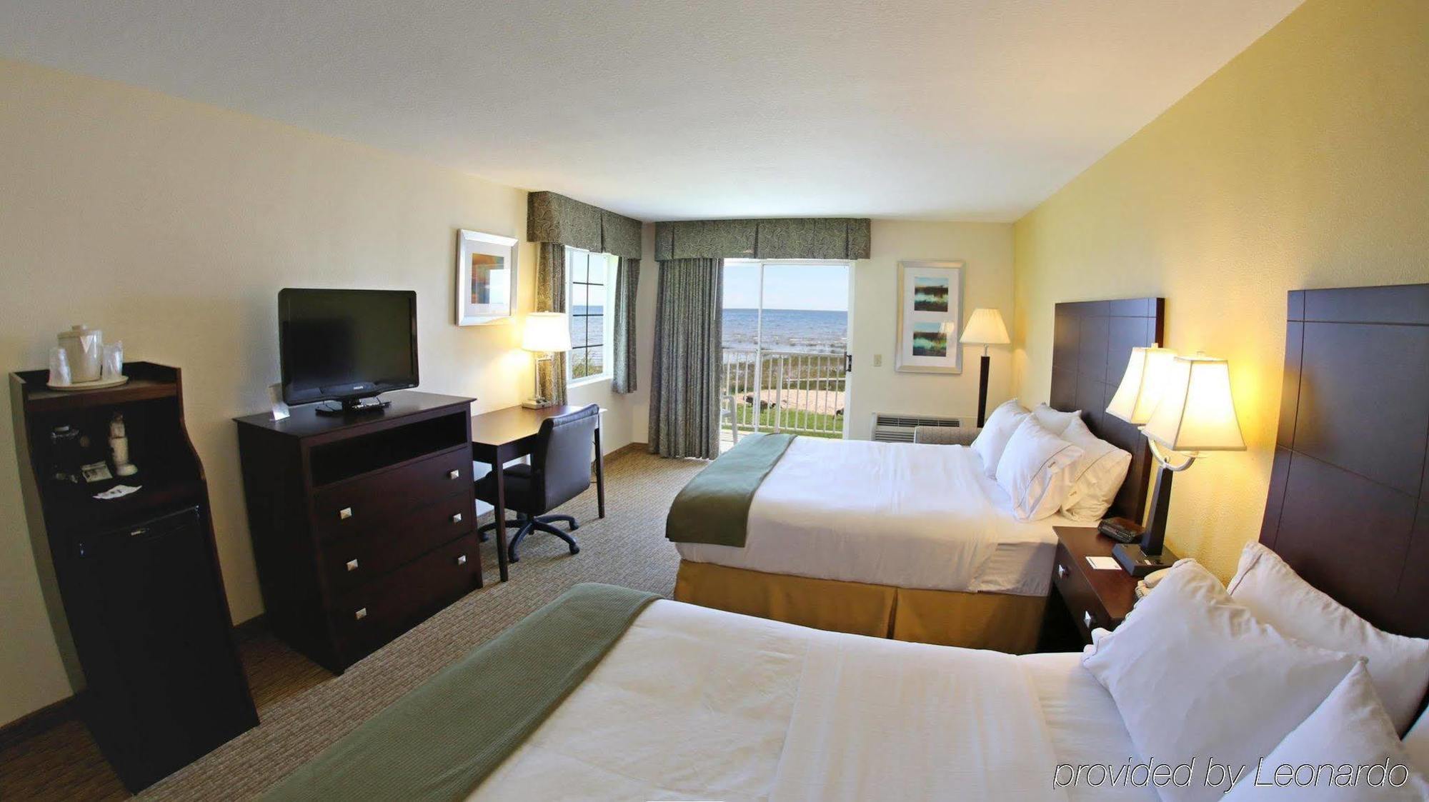 Holiday Inn Express St Ignace-Lake Central By Ihg Saint Ignace Εξωτερικό φωτογραφία